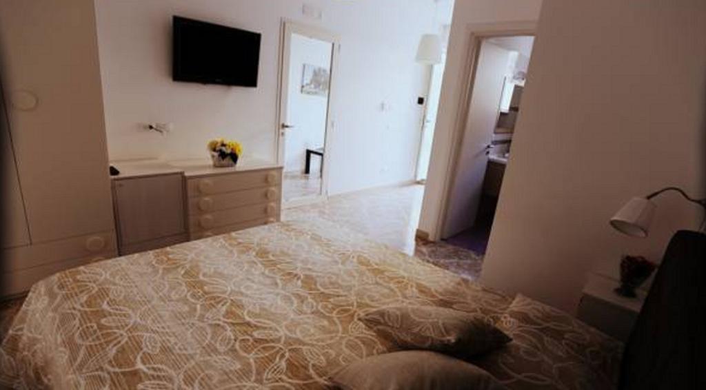 Io Resto Qui Bed & Breakfast Monopoli Room photo