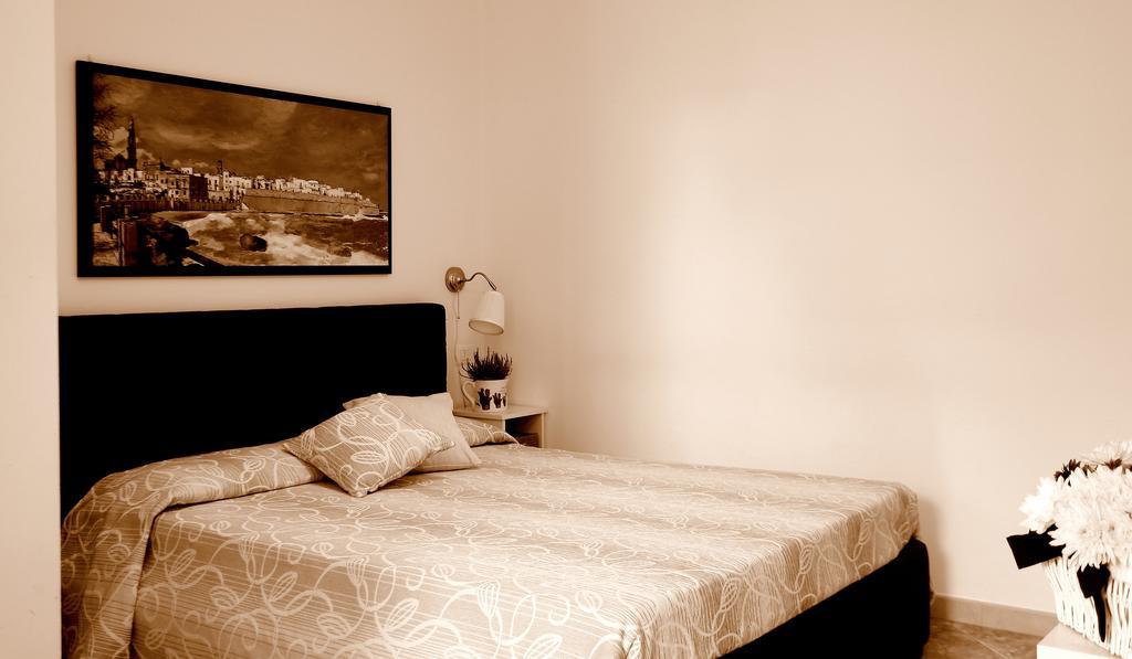 Io Resto Qui Bed & Breakfast Monopoli Room photo
